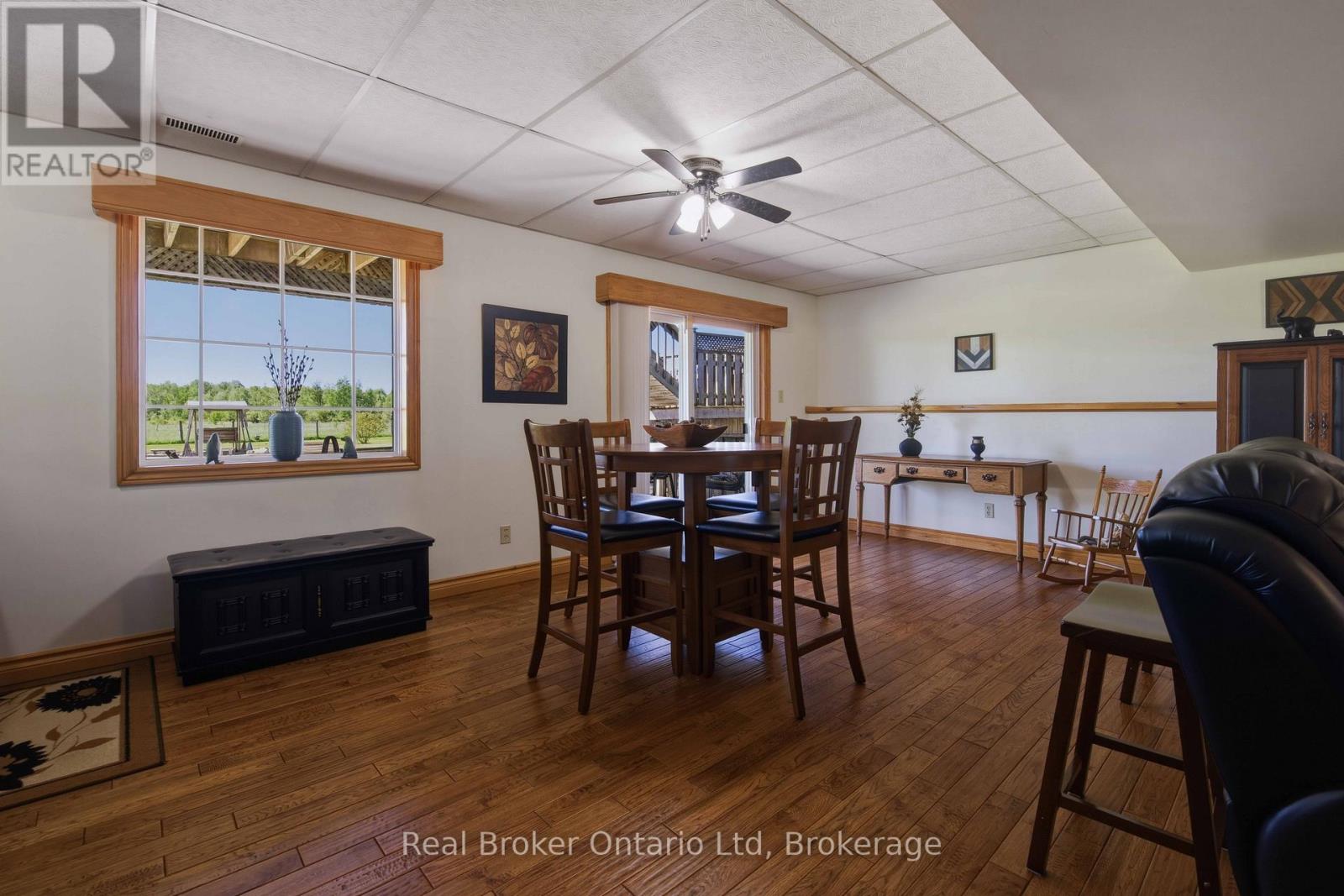 122318 GREY RD 5 - 29