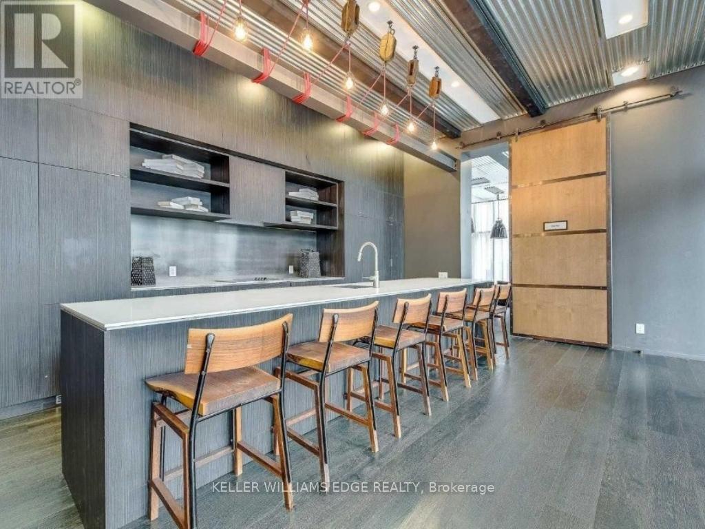 #2605 5 ST. JOSEPH STREET - 21