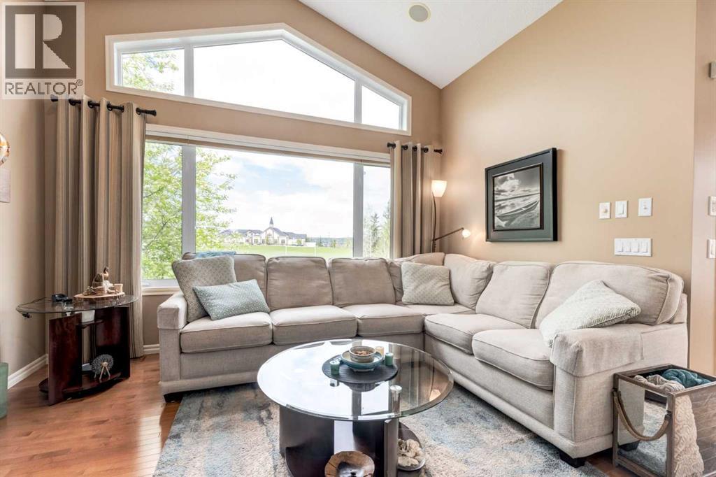 38 Kincora Terrace NW — photo 13