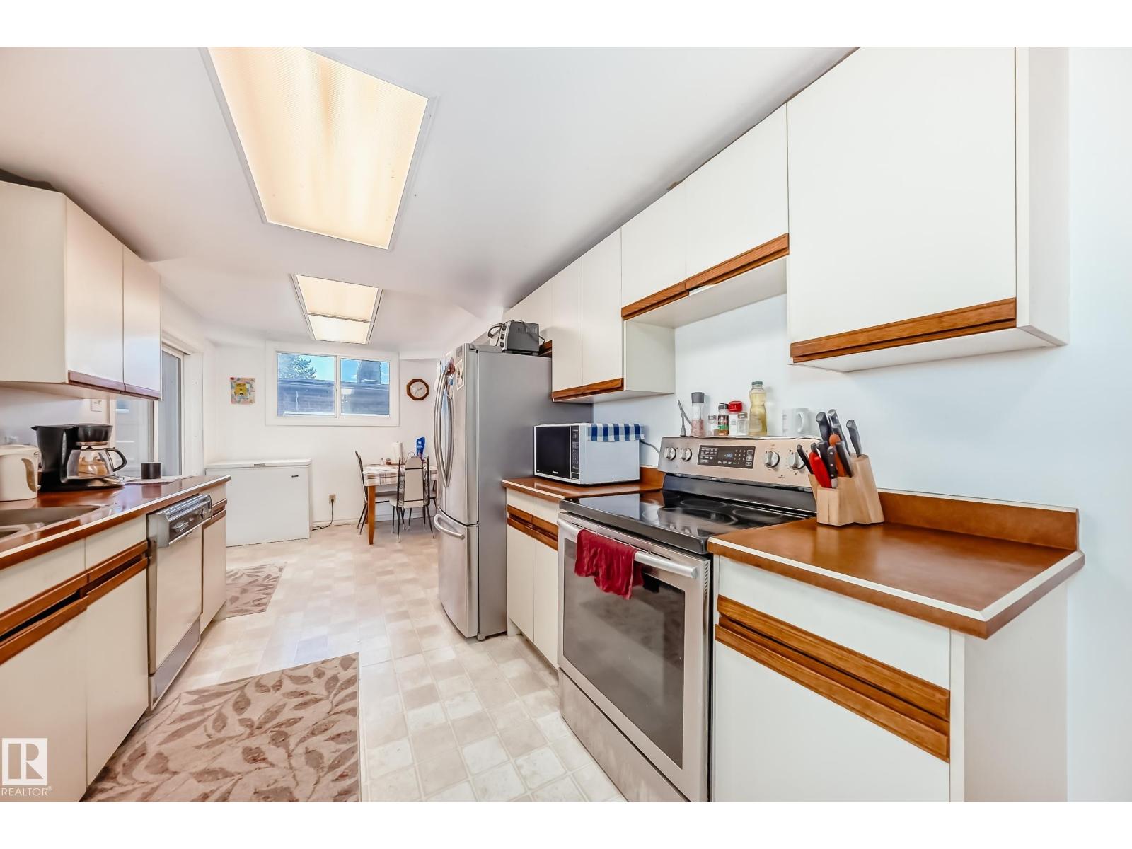 6804 102A AV NW - 13