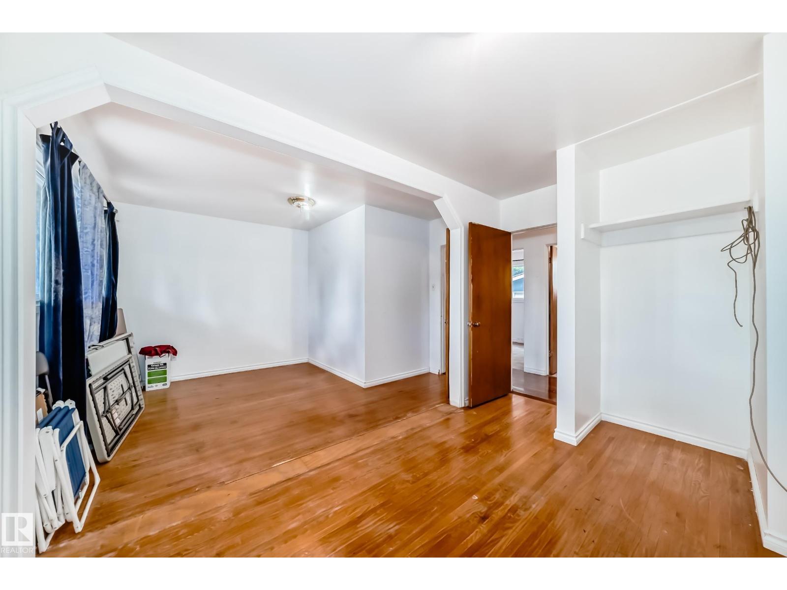 6804 102A AV NW - 19