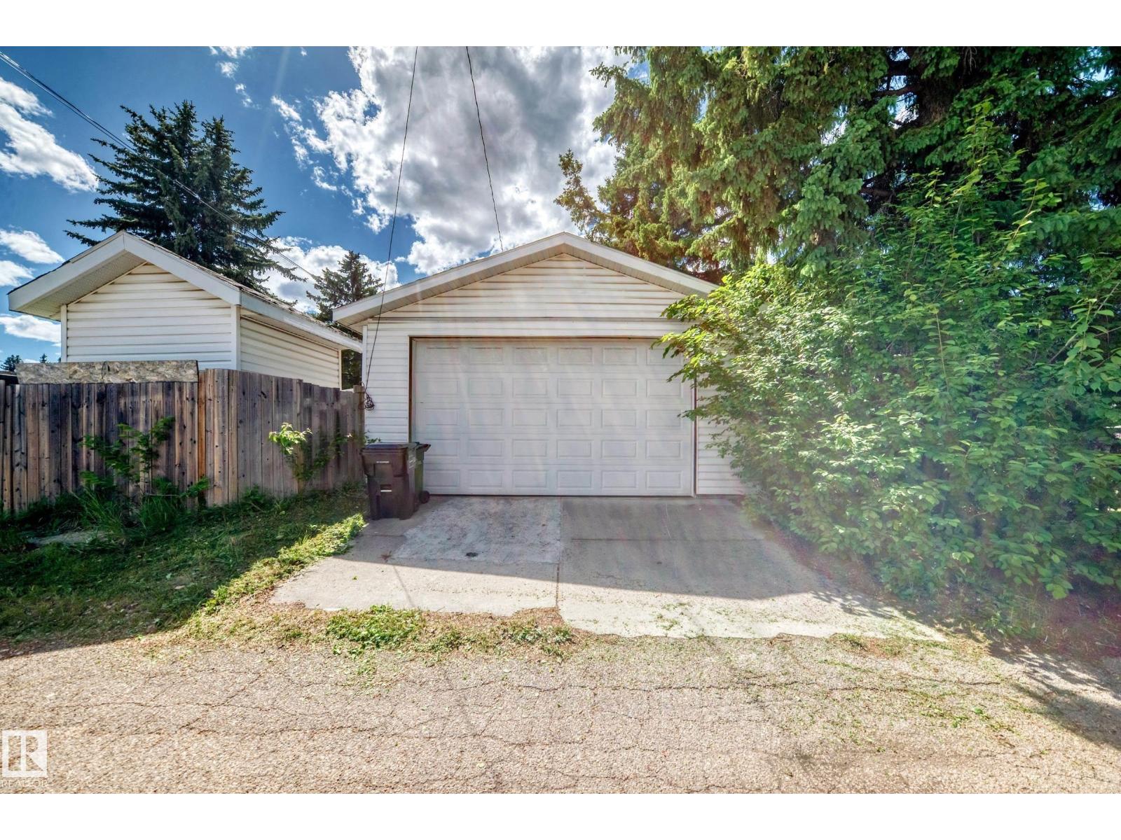 6804 102A AV NW - 57