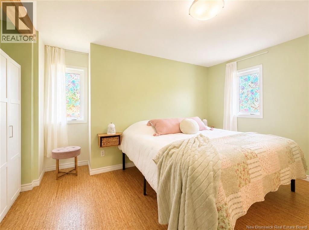 1075 Sycamore - 20