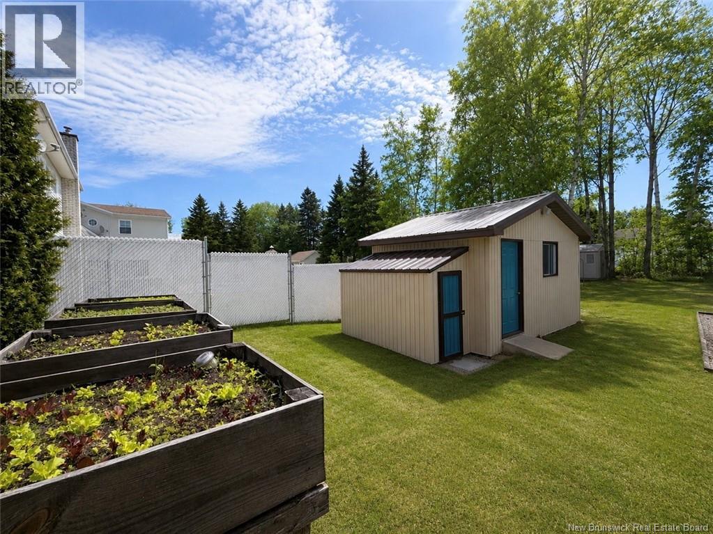 1075 Sycamore - 35