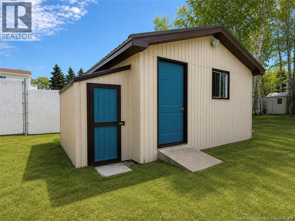 1075 Sycamore - 36