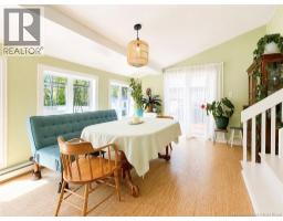 Living room - 1075 Sycamore, Bathurst, NB E2A4M9 Photo 8