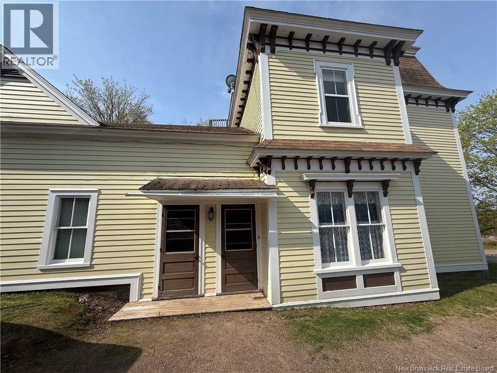 3497 Cape Road - 2