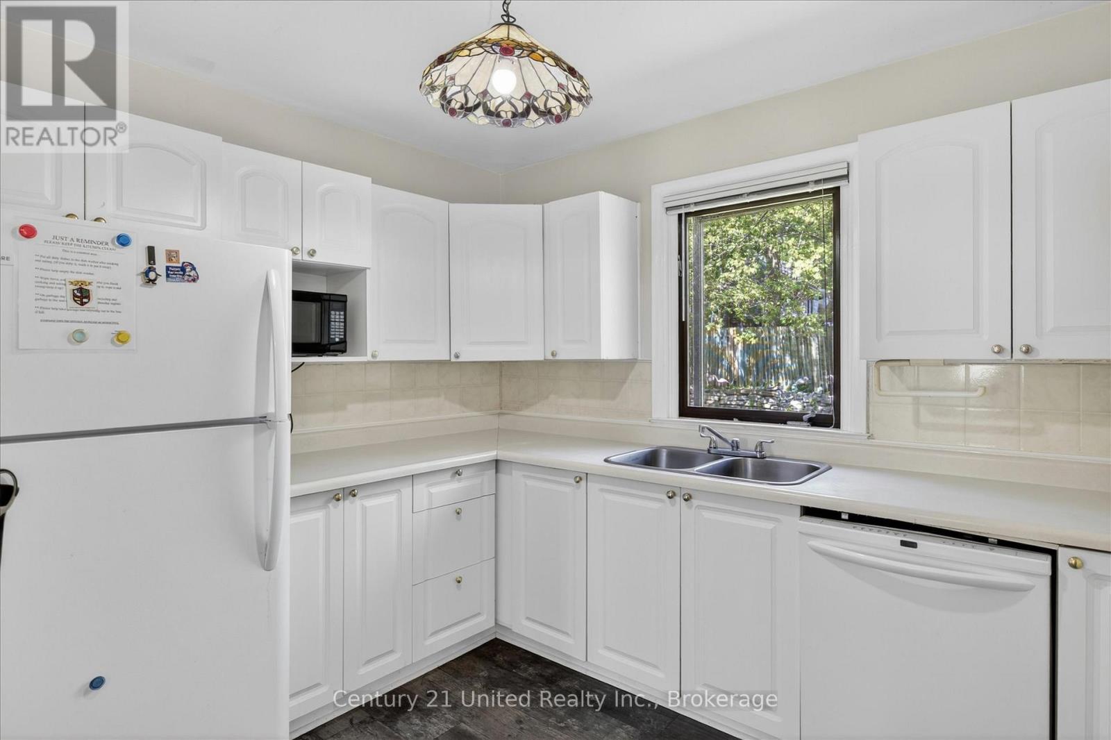 818 RISHOR CRESCENT - 15