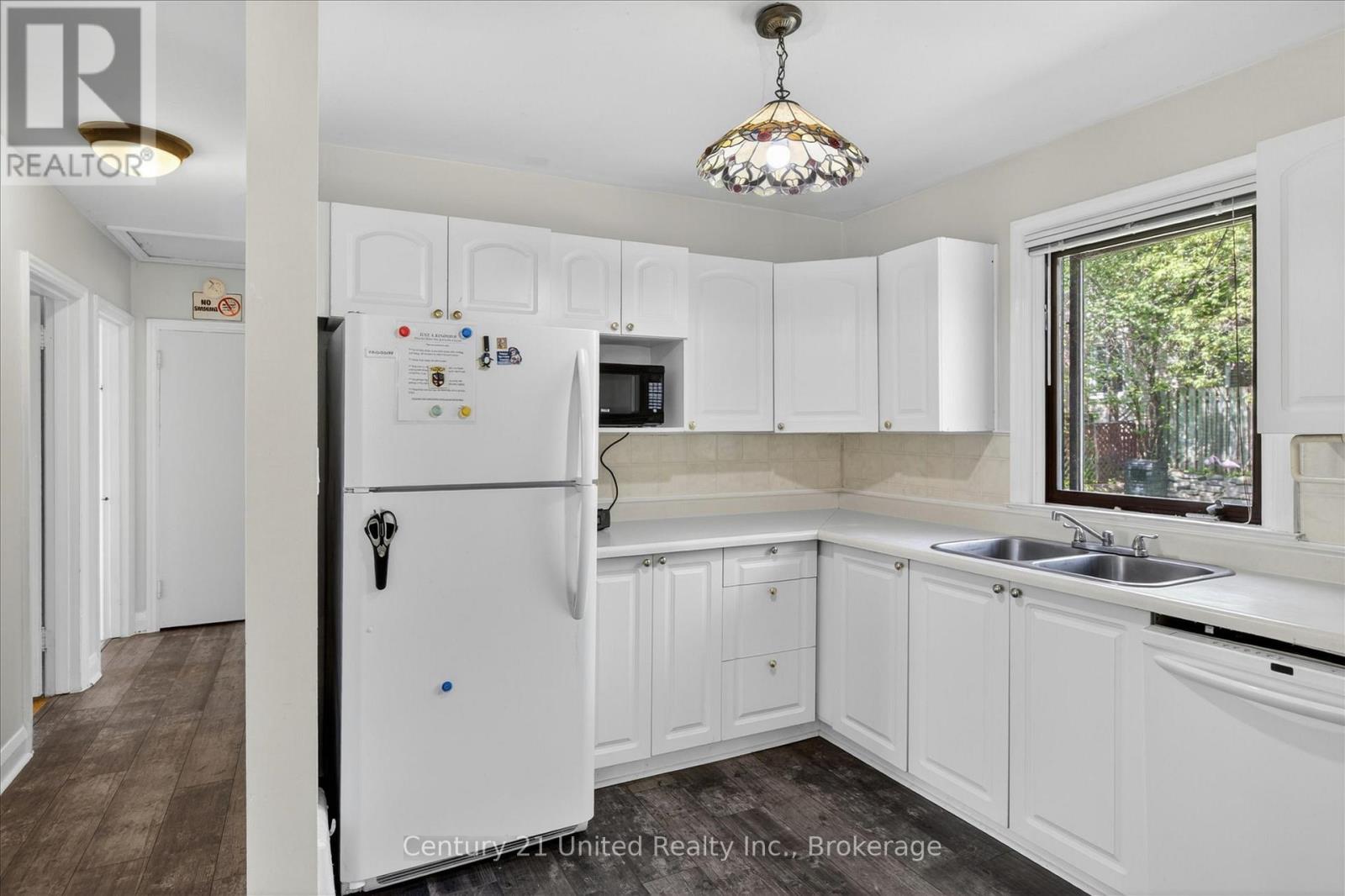 818 RISHOR CRESCENT - 18