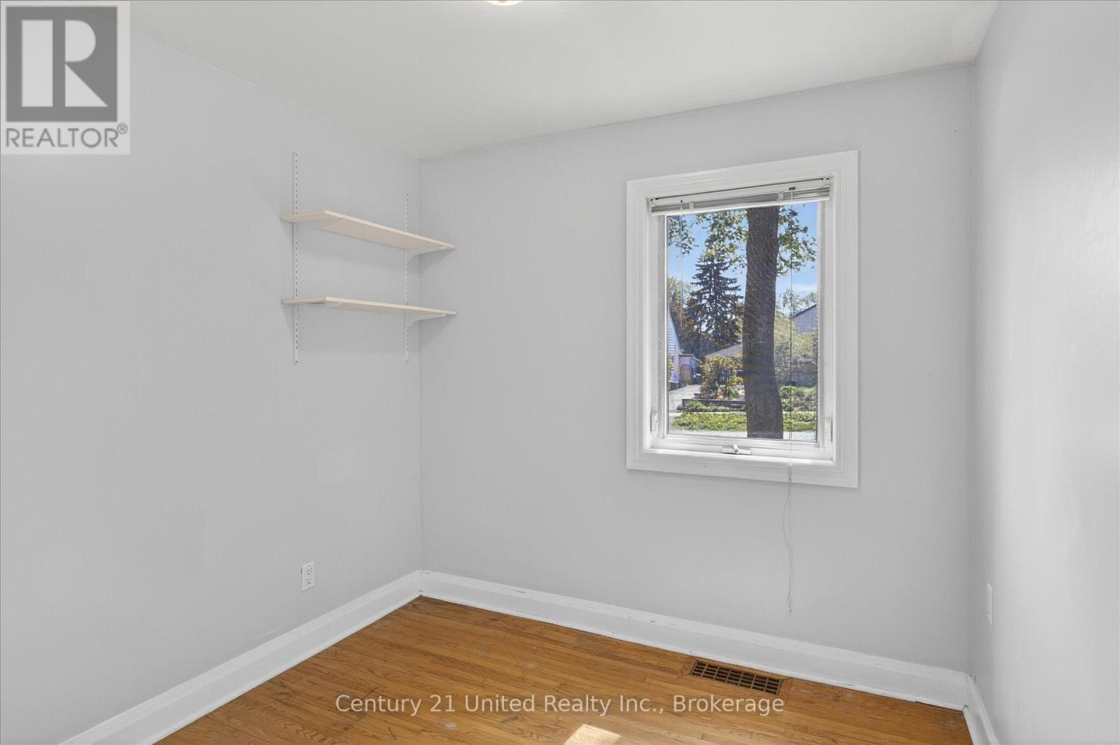 818 RISHOR CRESCENT - 26