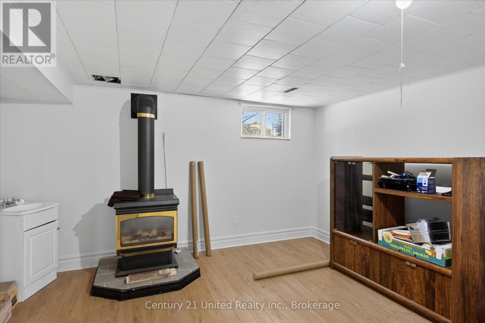 818 RISHOR CRESCENT - 29