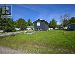 Bedroom - 205 - 26 Salmon Side Road, Rideau Lakes, ON K7A4S5 Photo 6