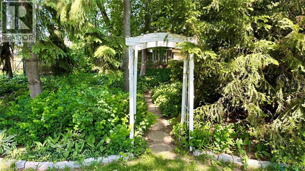 4-bedroom home for sale at 63 LEE Avenue, Simcoe ON · photo 31 of 36