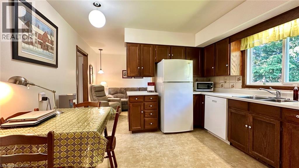 4-bedroom home for sale at 63 LEE Avenue, Simcoe ON · photo 7 of 36