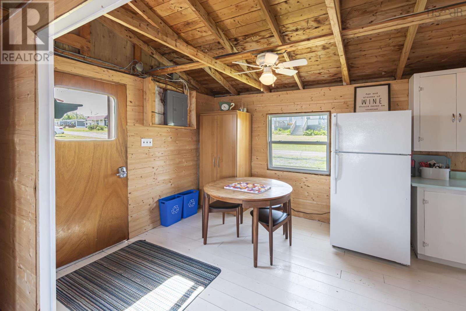 71 Red Cliff Drive - 28