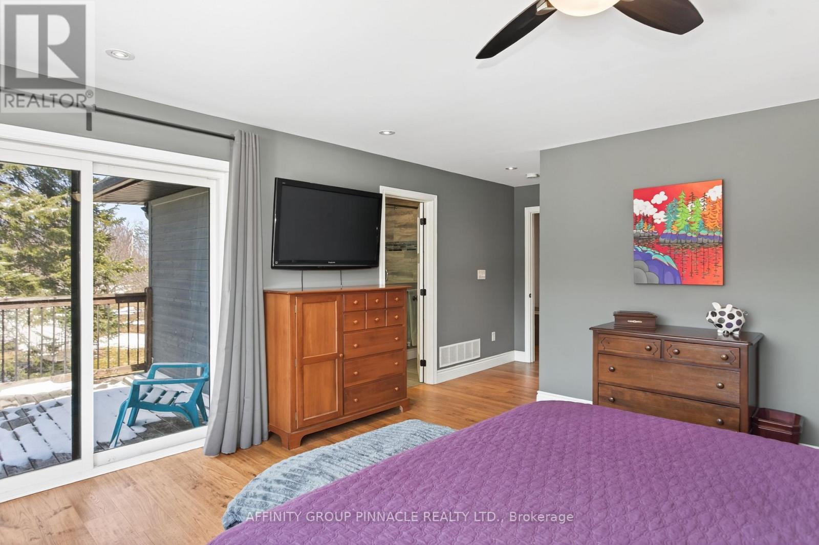 487 FAIRBAIRN ROAD - 20