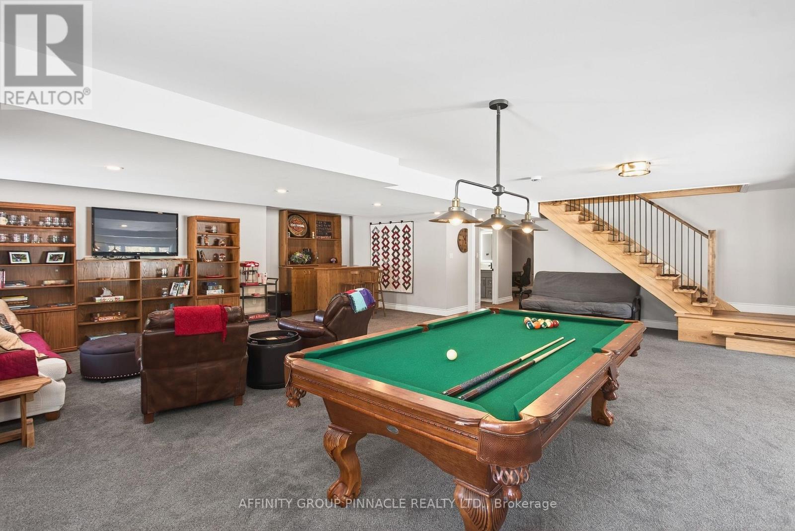 487 FAIRBAIRN ROAD - 41