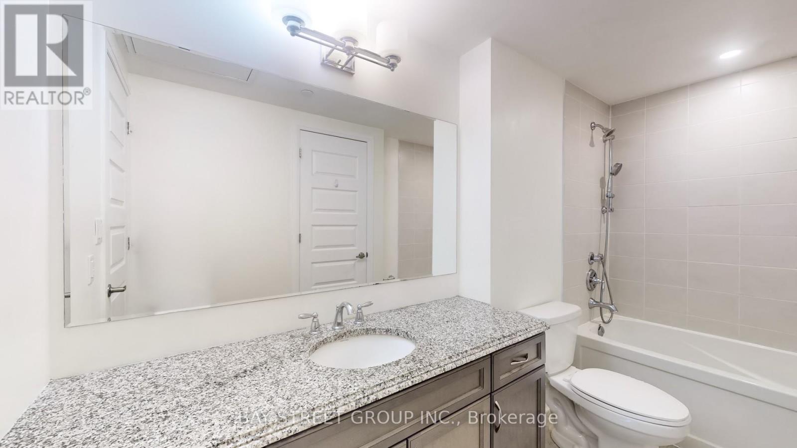 #512 2 ADAM SELLERS STREET - 16