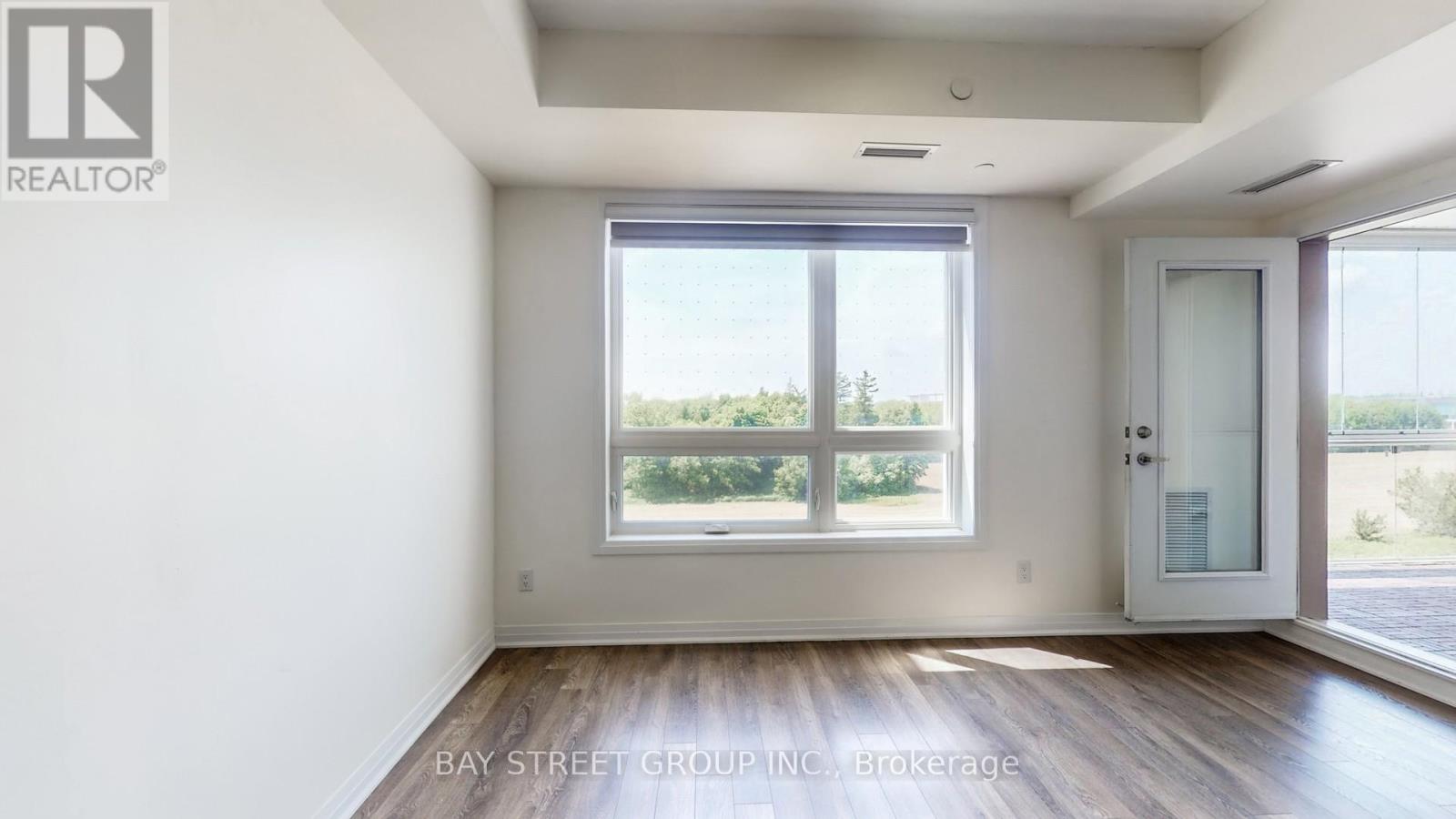 #512 2 ADAM SELLERS STREET - 18