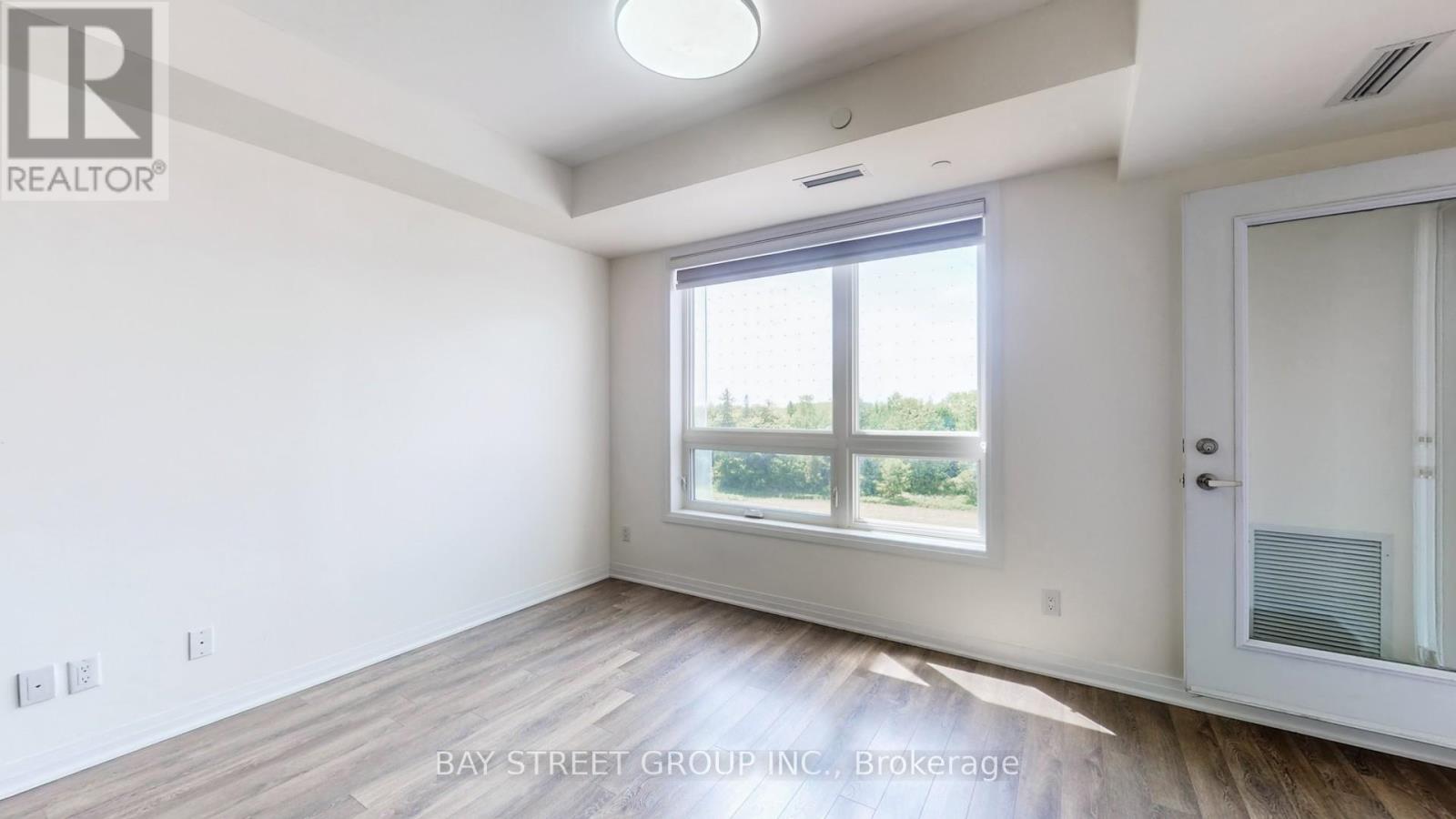 #512 2 ADAM SELLERS STREET - 19