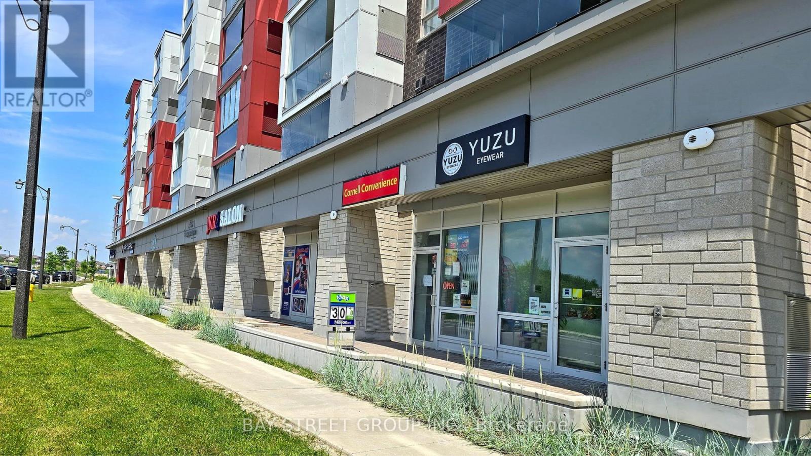 #512 2 ADAM SELLERS STREET - 29