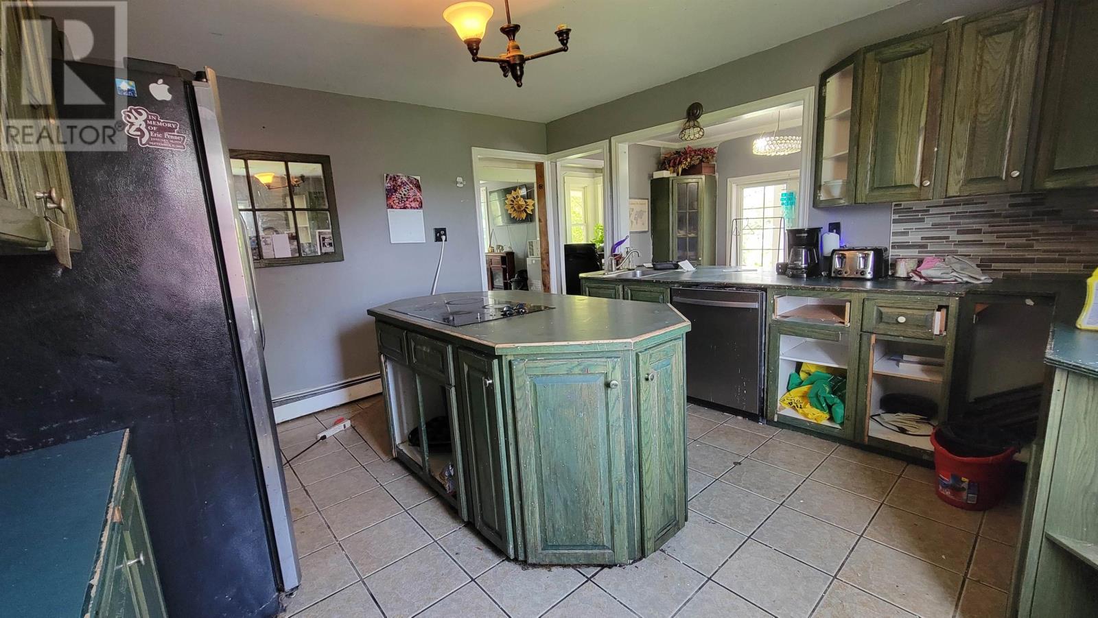 1641 1 Highway - 11