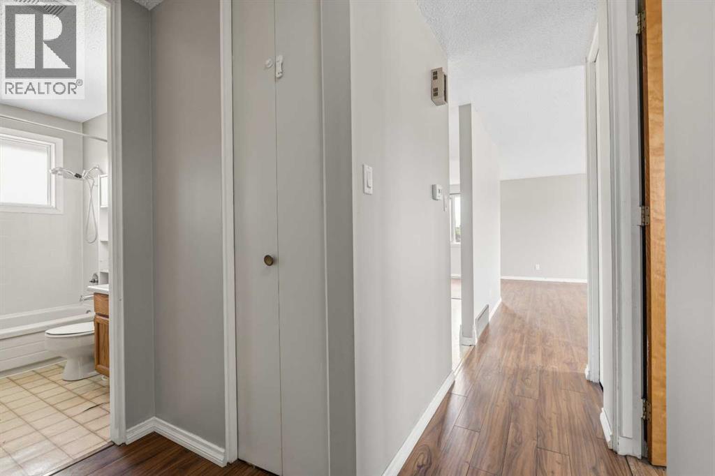 5411 Fir Crescent — photo 21