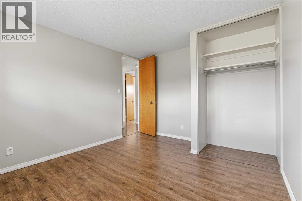 5411 Fir Crescent — photo 17