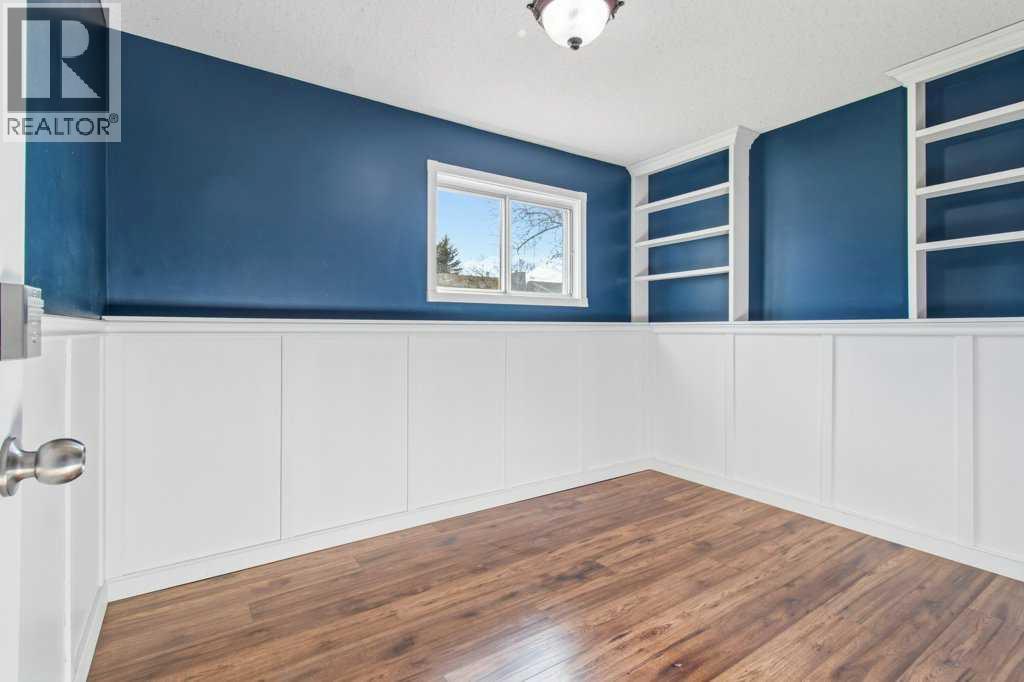 5344 37A Street — photo 23