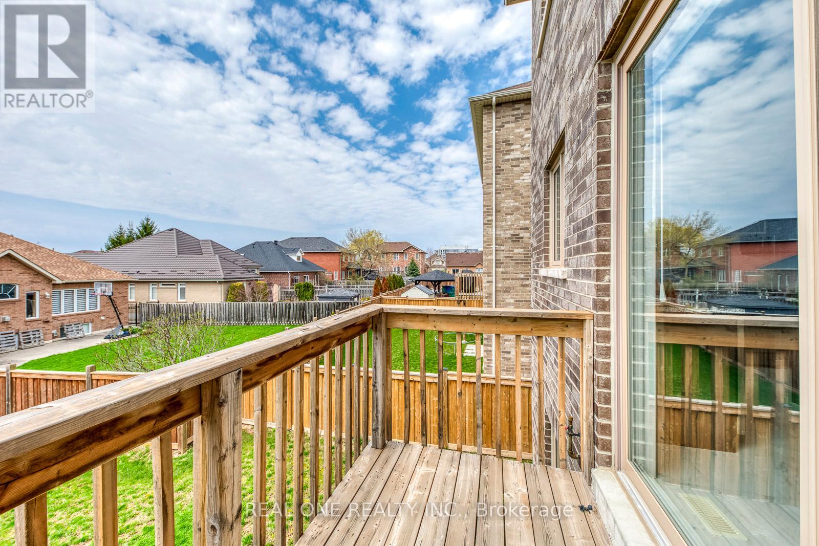 1079 JOHN LAIRD CIRCLE - 17