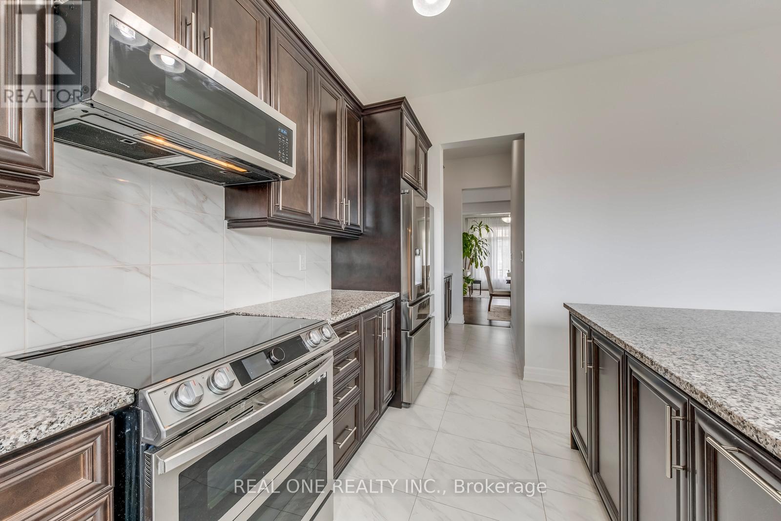 1079 JOHN LAIRD CIRCLE - 22
