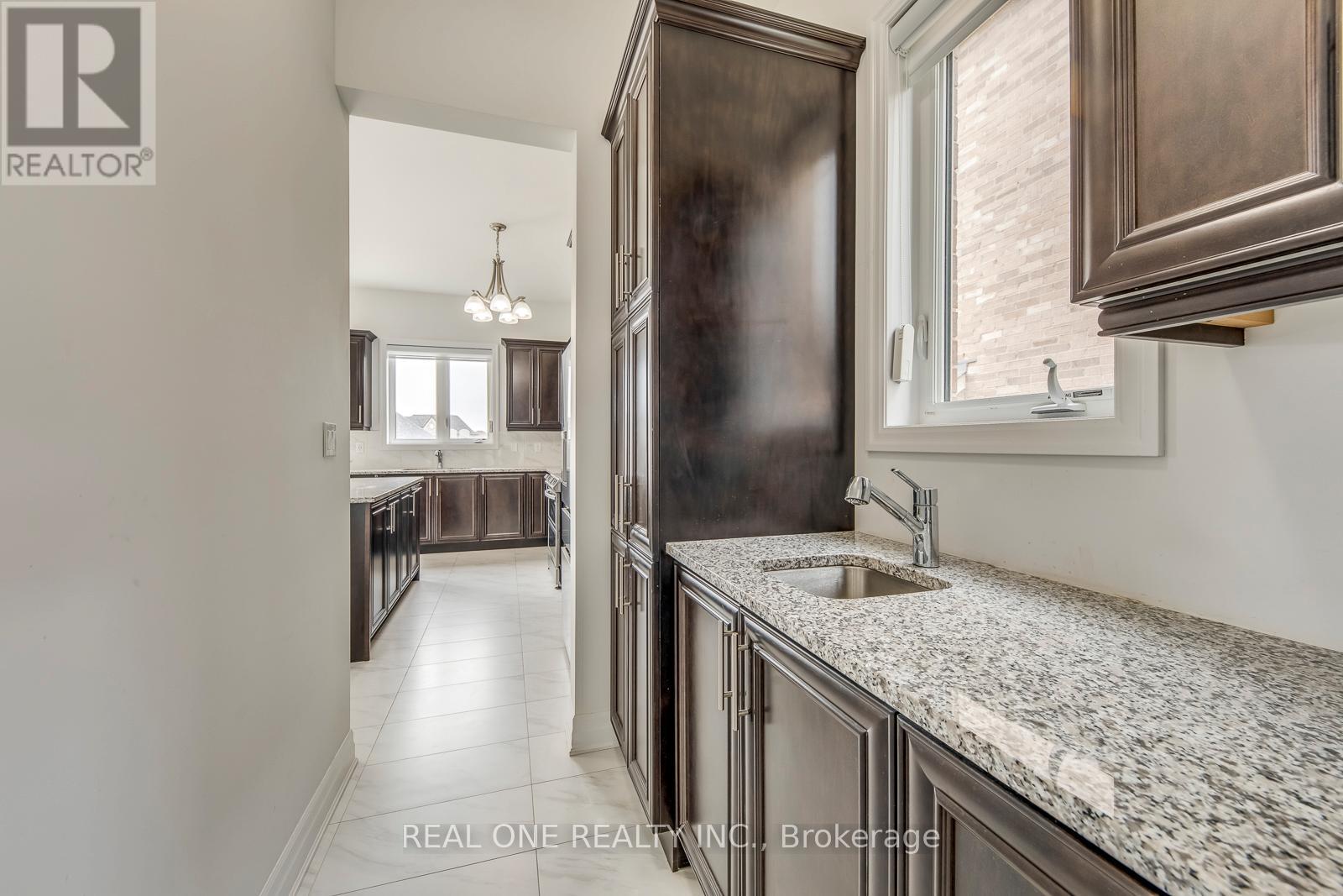 1079 JOHN LAIRD CIRCLE - 24