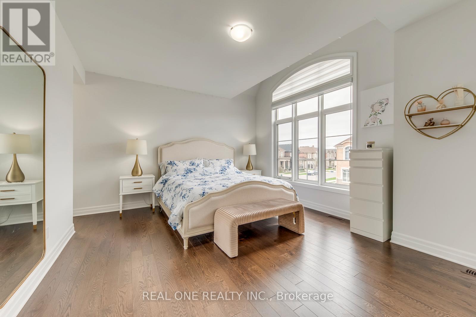 1079 JOHN LAIRD CIRCLE - 34