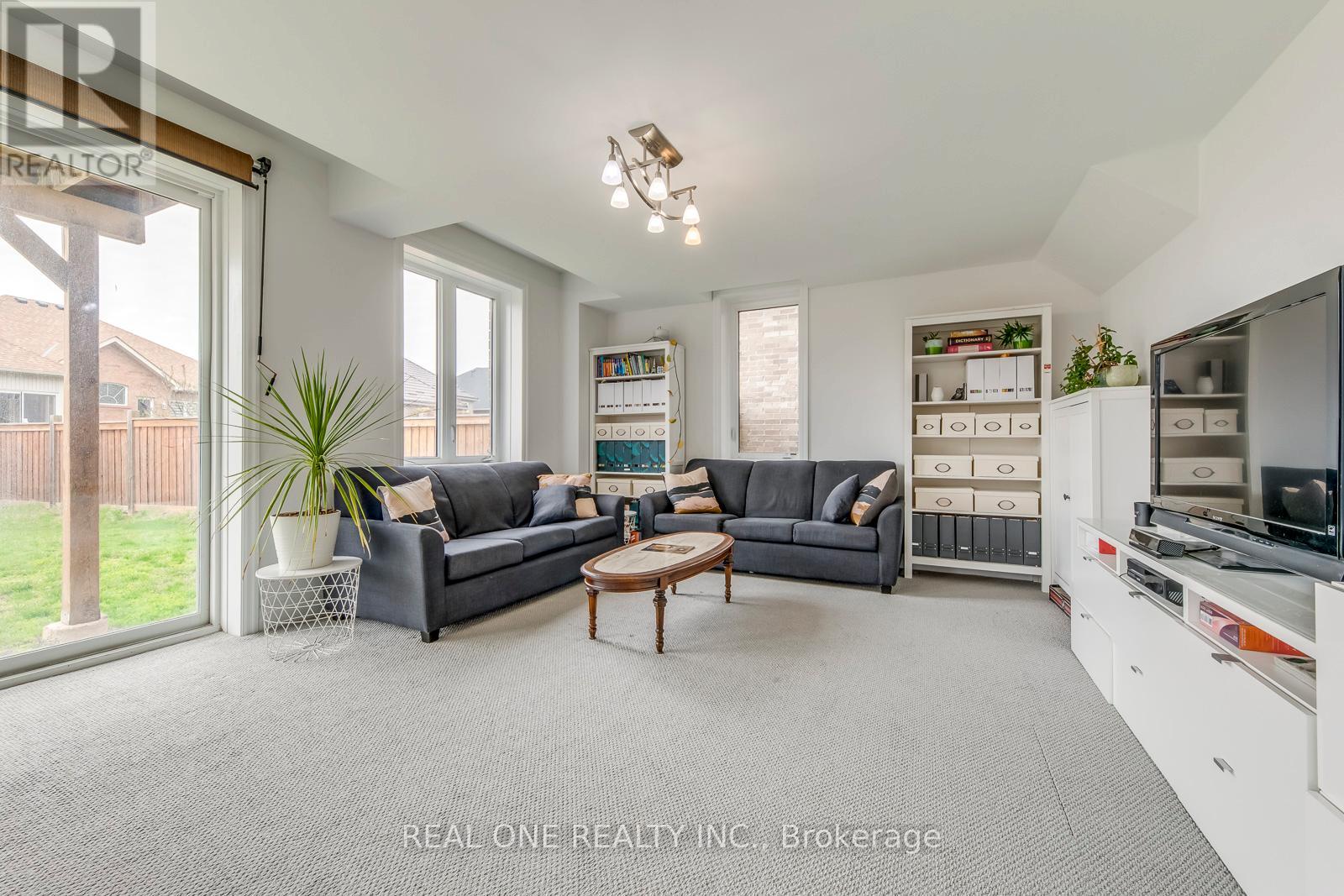 1079 JOHN LAIRD CIRCLE - 42