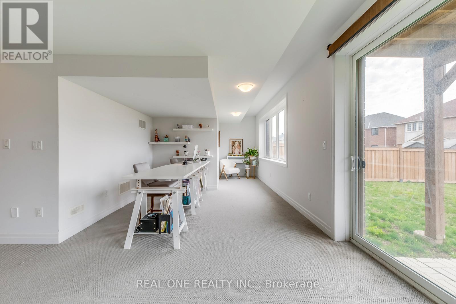 1079 JOHN LAIRD CIRCLE - 44