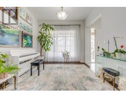1079 John Laird Circle, Oakville, ON L6H3R5 Photo 14