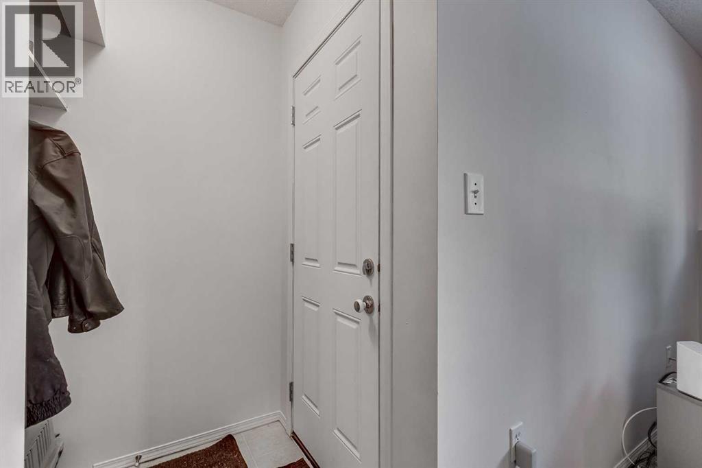 #3 5 Stanton Street - 6