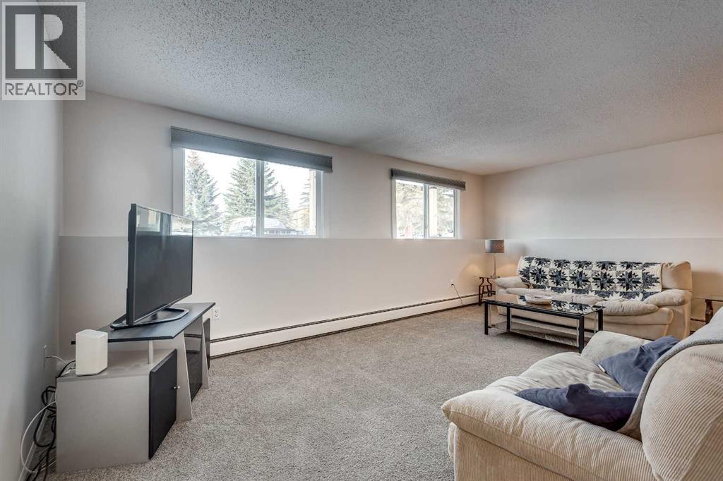 #3 5 Stanton Street - 7