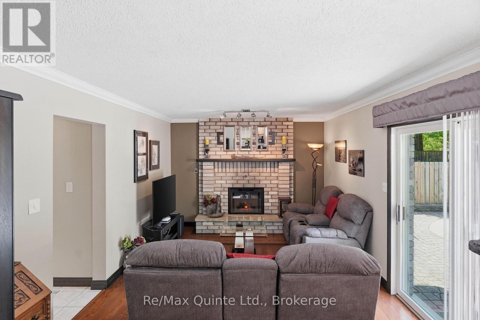 97 PARKVIEW HEIGHTS - 16