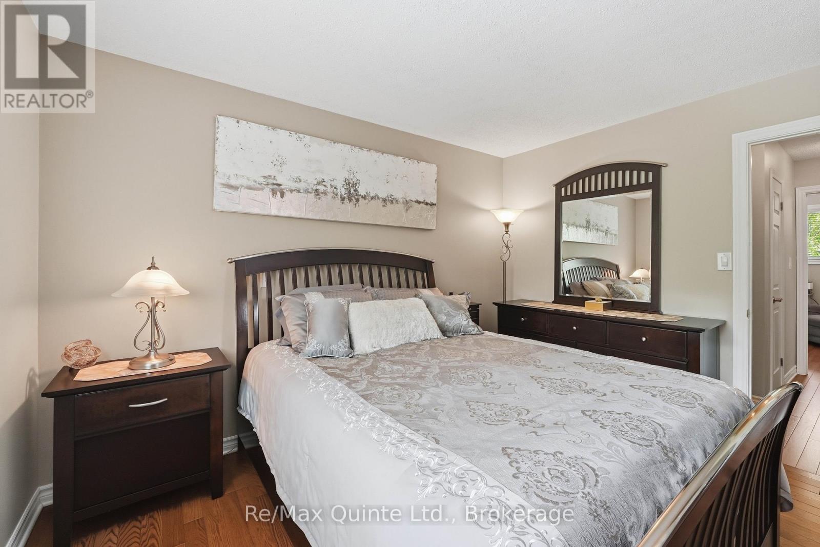 97 PARKVIEW HEIGHTS - 18