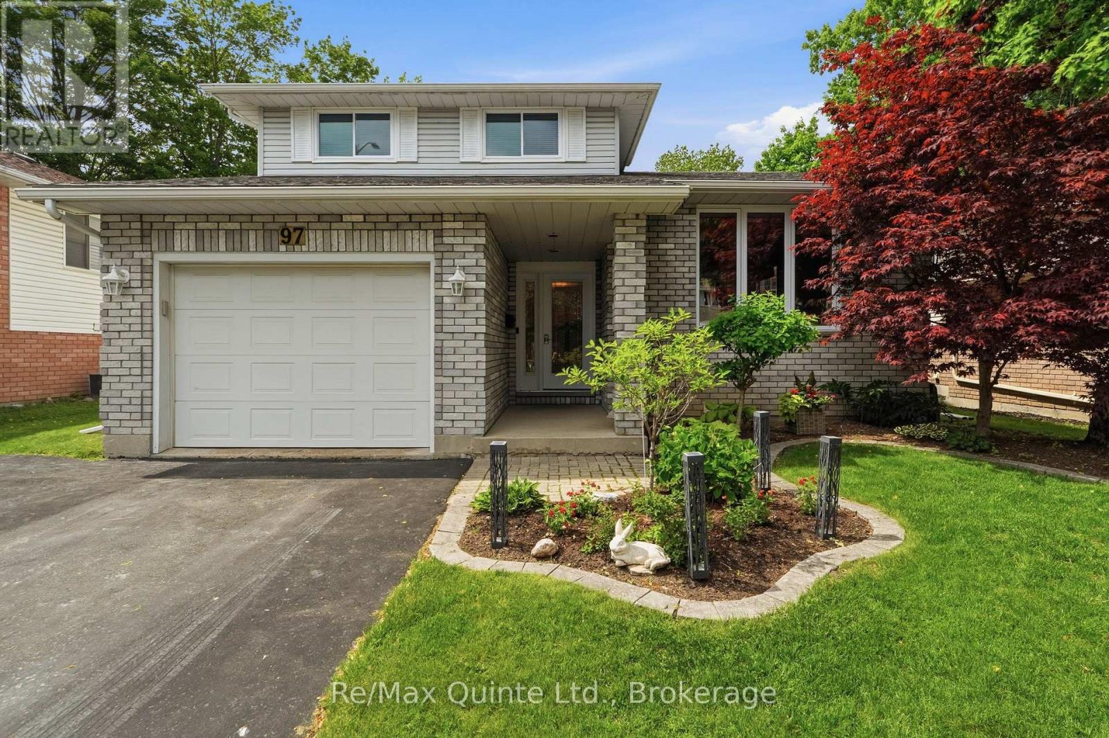 97 PARKVIEW HEIGHTS - 4