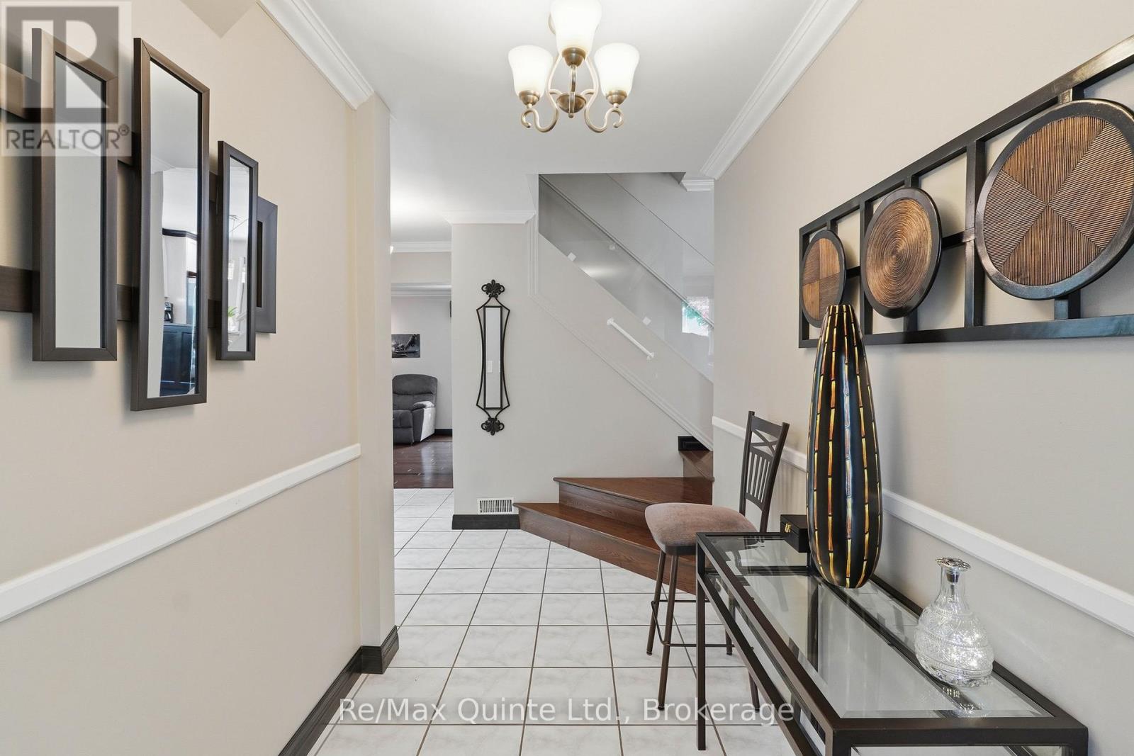 97 PARKVIEW HEIGHTS - 6
