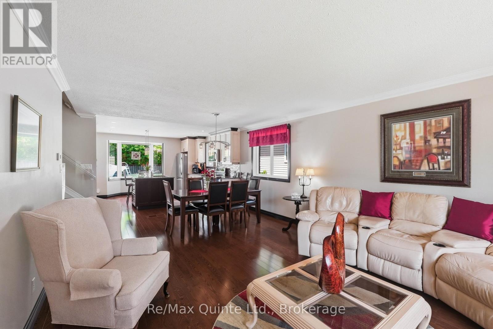 97 PARKVIEW HEIGHTS - 8