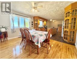 8 Gillingham Avenue thumbnail 13