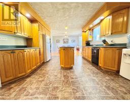 8 Gillingham Avenue thumbnail 14