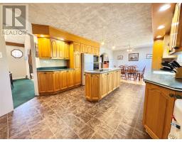 8 Gillingham Avenue thumbnail 16