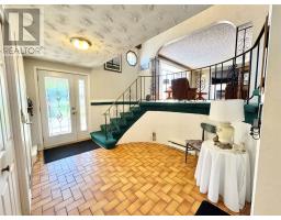 8 Gillingham Avenue thumbnail 27