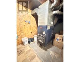 8 Gillingham Avenue thumbnail 36