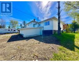 8 Gillingham Avenue thumbnail 41