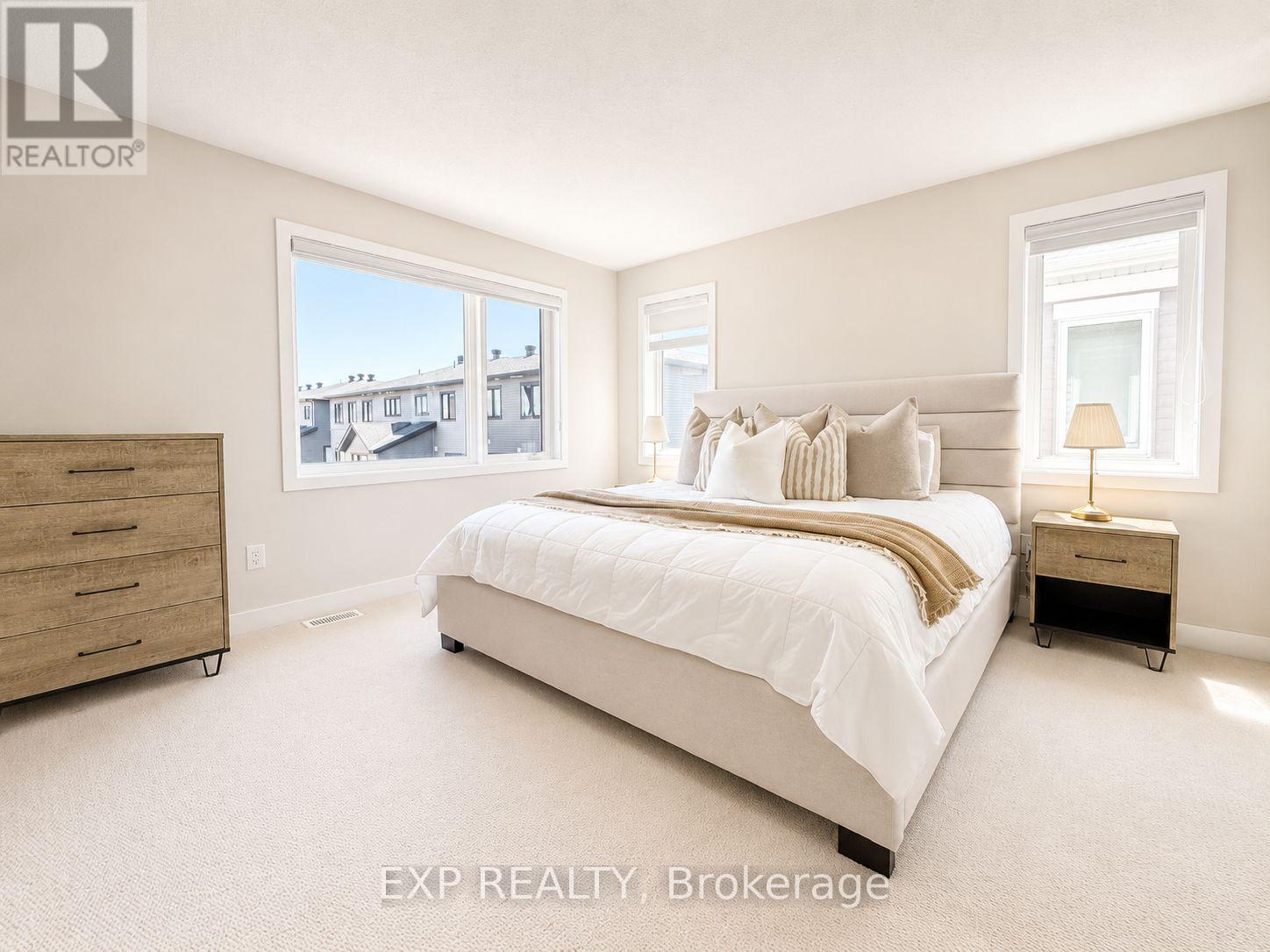 647 CREVIER WALK — photo 21 of 47